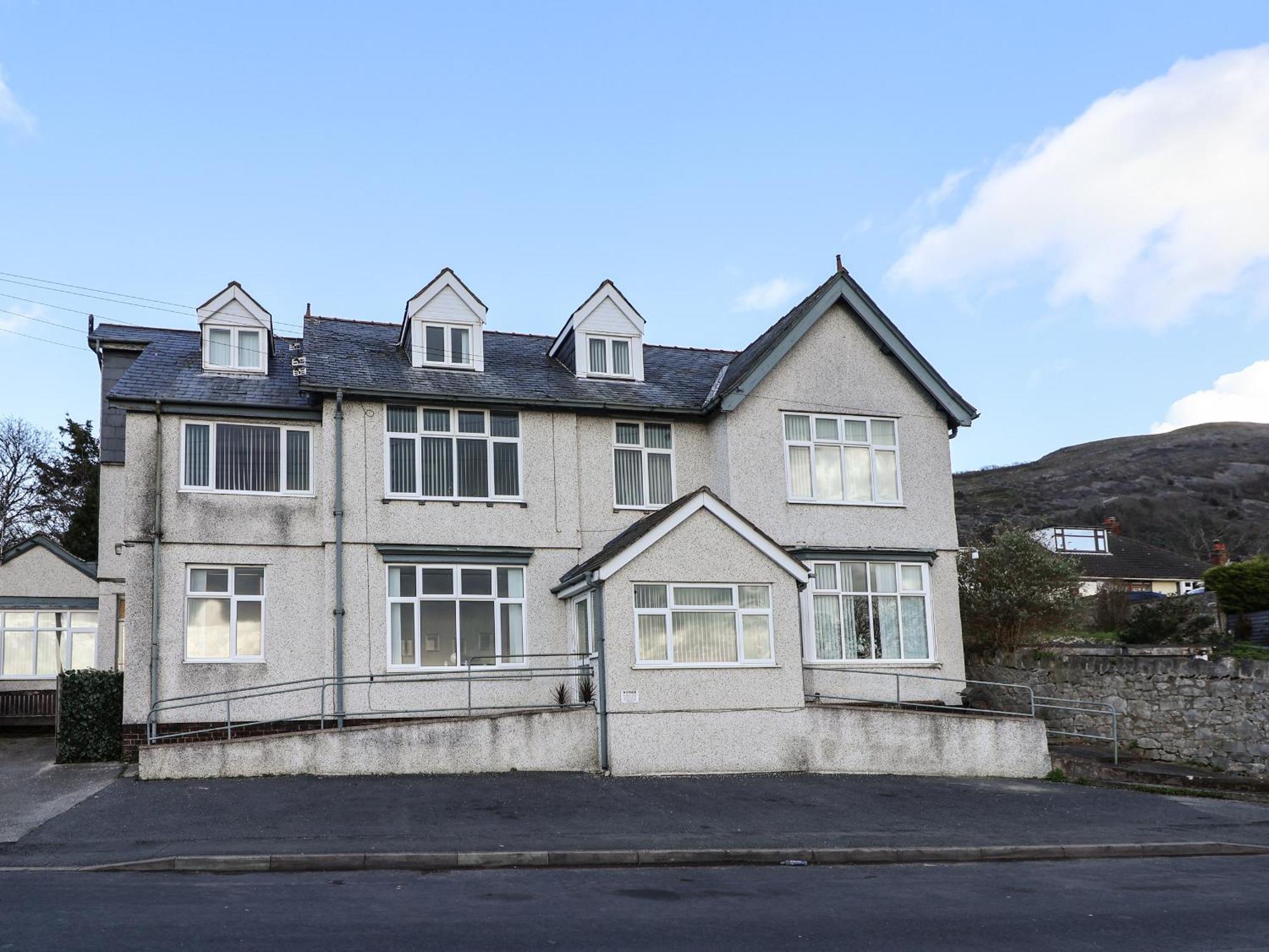Gwynant Vila Rhyl Exterior foto